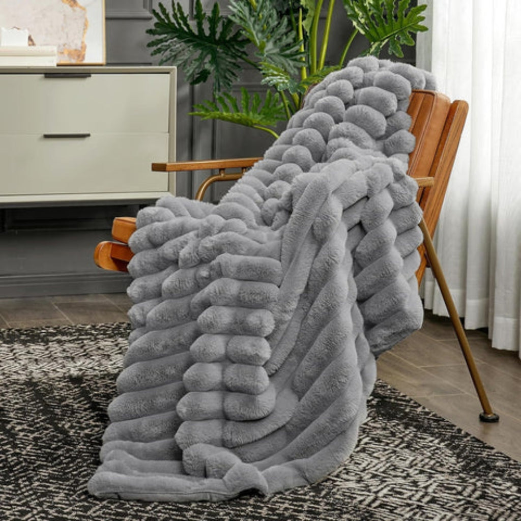 Plush Ribbed Blanket for Cozy Warmth and Daily Comfort Use
