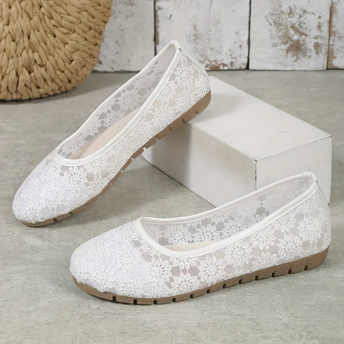 Women’s Floral Pattern Ballerina Flats