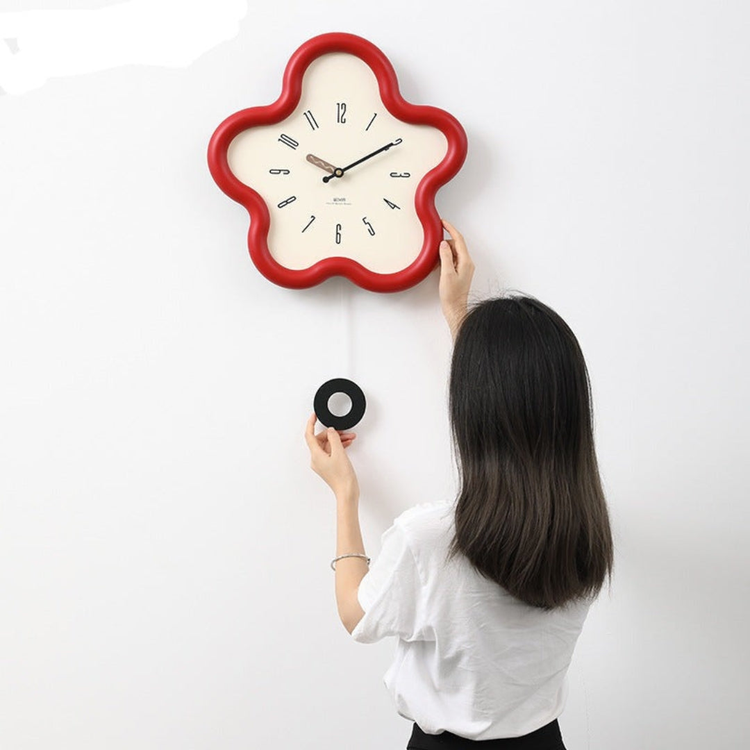 Decorative 3D Floral Pendulum Wall Clock for Quiet Spaces