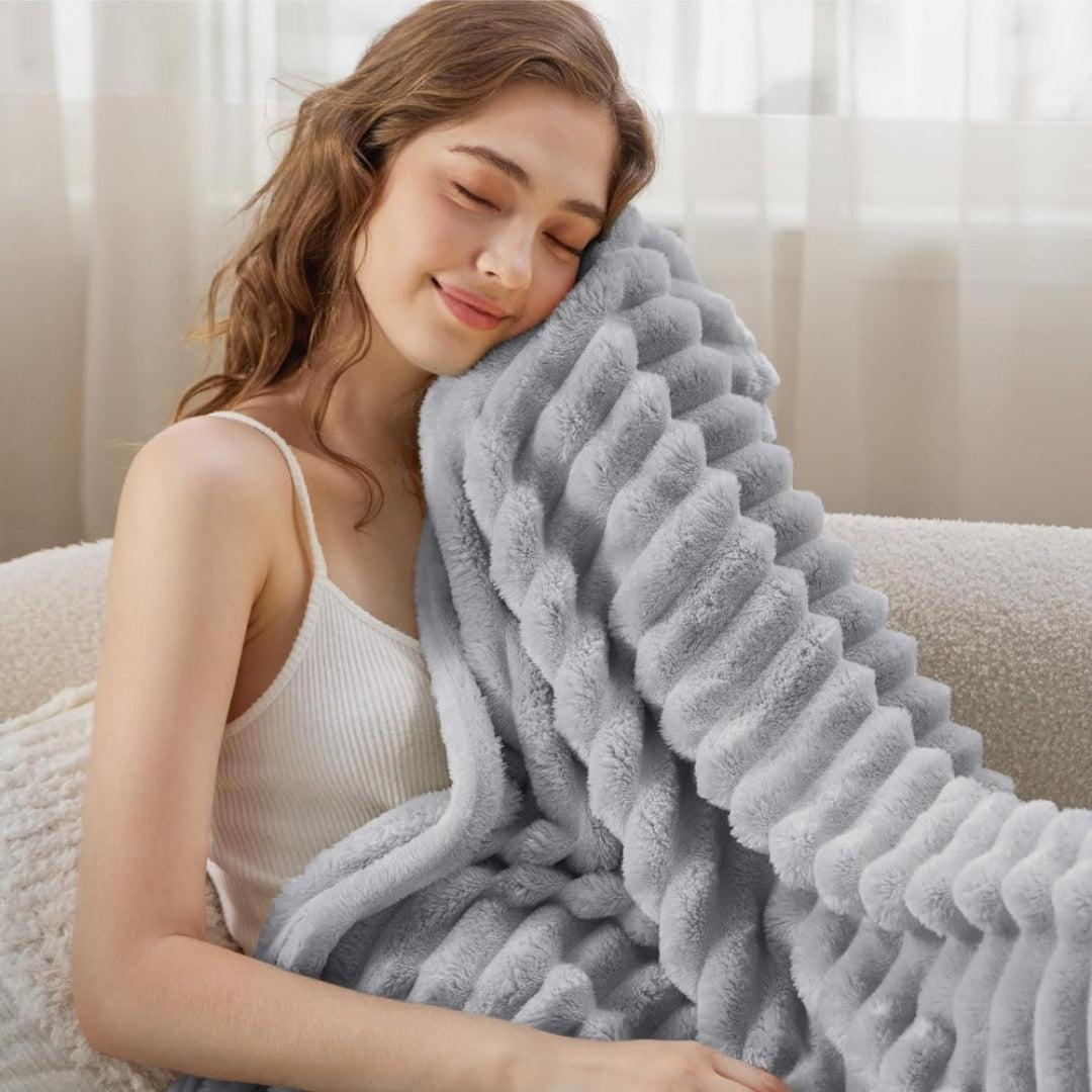 Plush Ribbed Blanket for Cozy Warmth and Daily Comfort Use