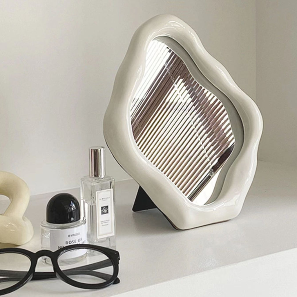 Minimalist Squiggly Mirror | Silver Nordic Design Decor Off-White