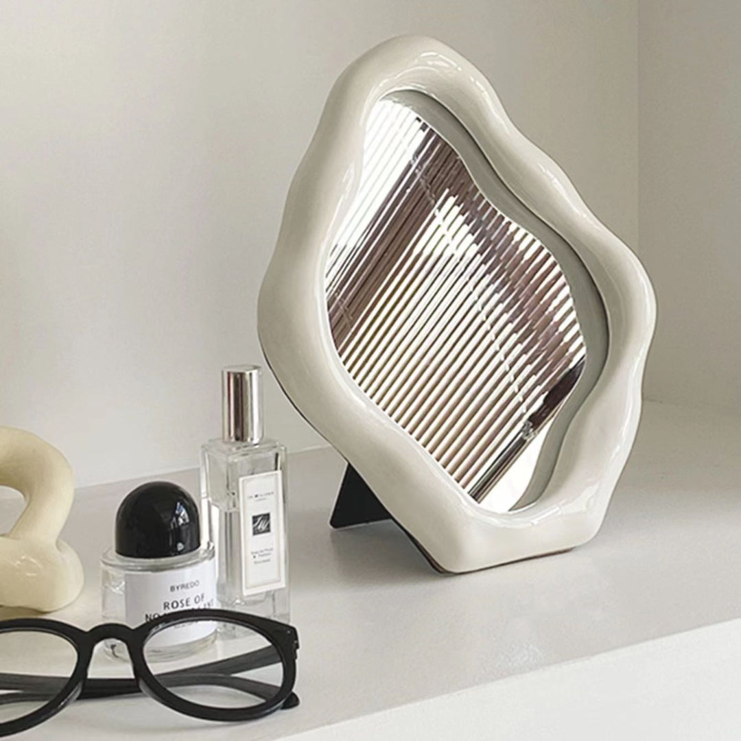 Minimalist Squiggly Mirror | Silver Nordic Design Decor Off-White