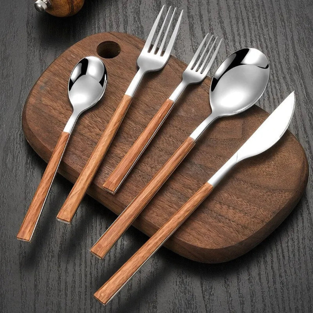 Classic Cutlery Set with Wooden Handles for Timeless Appeal Silver