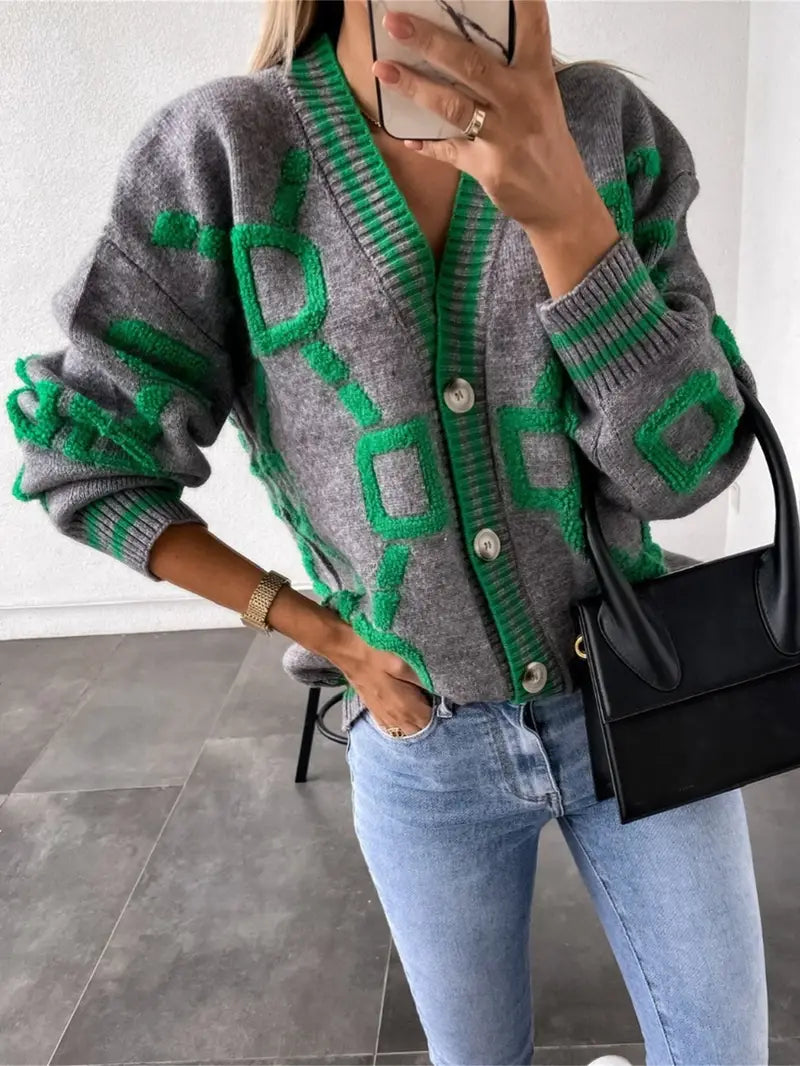Women’s Relaxed Fit V-Neck Button-Front Cardigan Grey