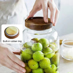 Durable Heat Resistant Glass Container With Secure Lid