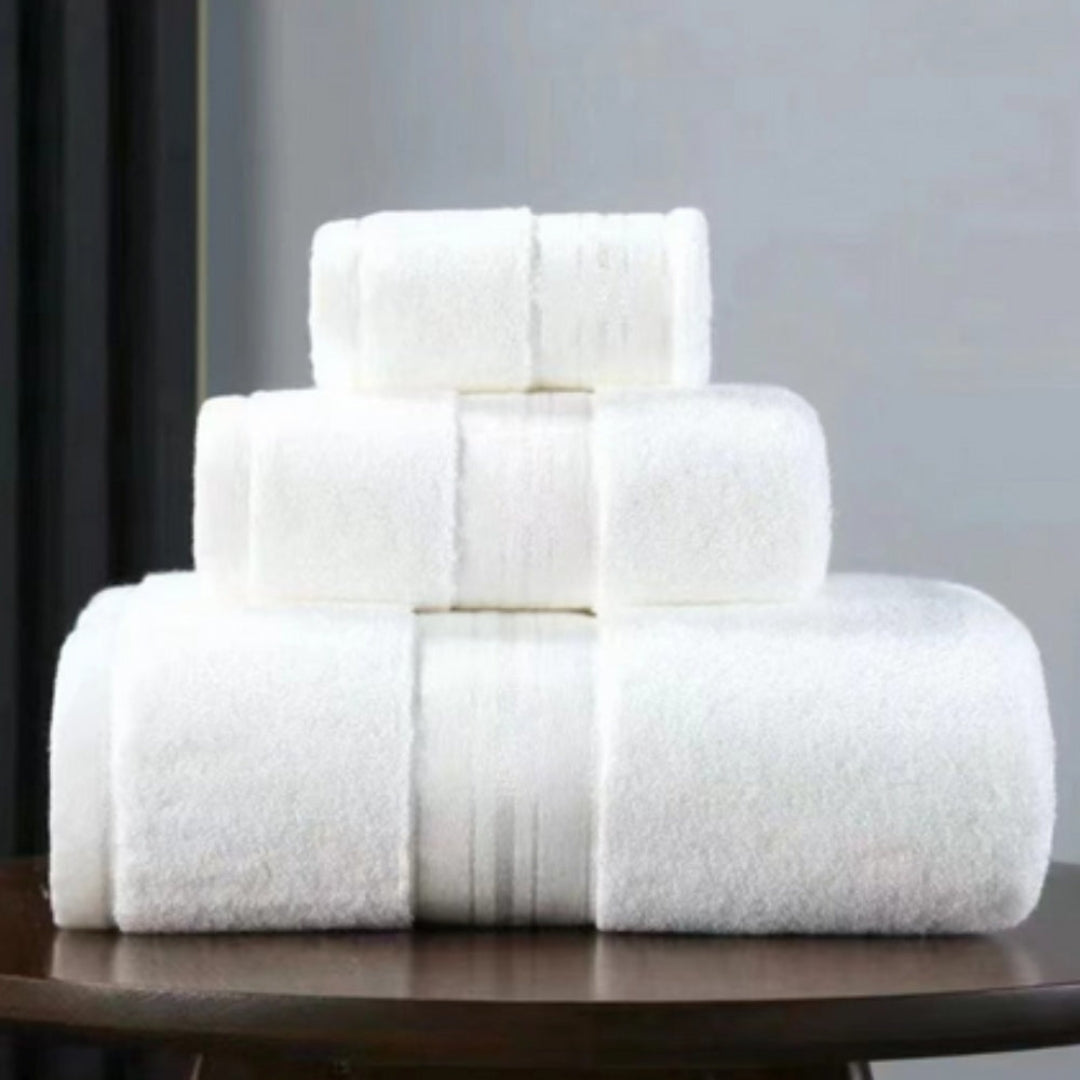 Premium Bath Towel Set for High Absorbency Daily Care Use White 3-piece towel set