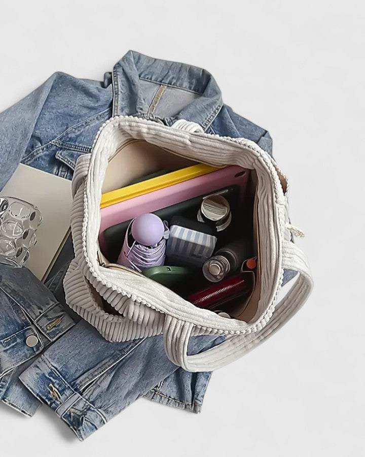 Women’s Practical Everyday Utility Bag for Casual Summer Outings