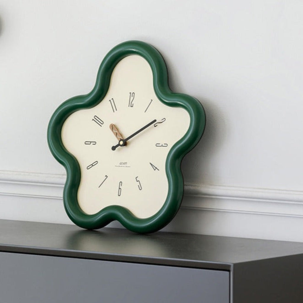 Decorative 3D Floral Pendulum Wall Clock for Quiet Spaces