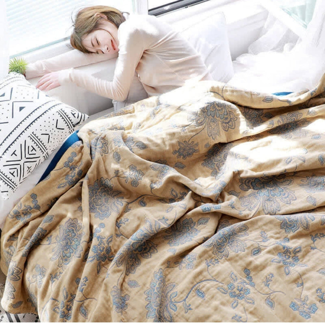 Cozy Five Layer Mesh Blanket for Breathable Night Comfort