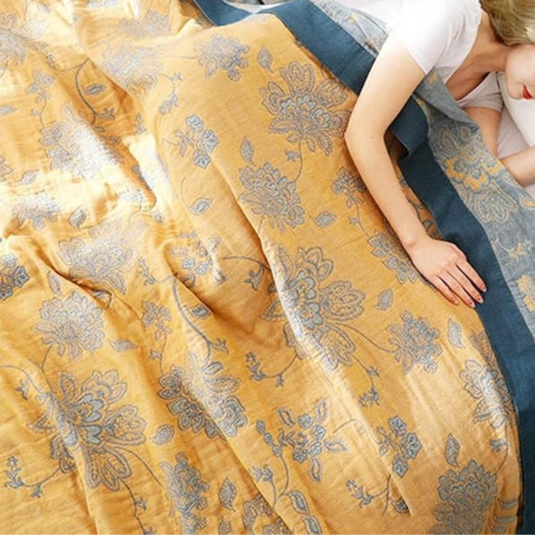 Cozy Five Layer Mesh Blanket for Breathable Night Comfort