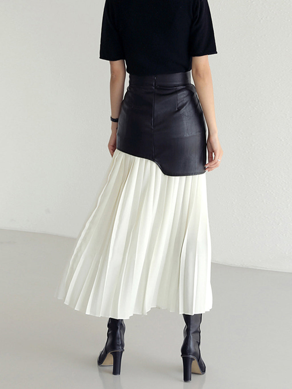 Women’s Elegant Asymmetrical Midi Skirt – Stylish Summer Look