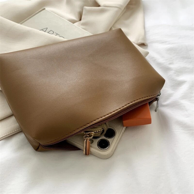 Tali | Women’s Daily Shoulder Bag | Mini Pouch Included