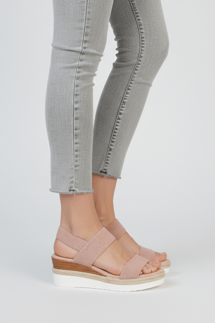 Women’s Modern Raised Sole Stretch Fit Sandals for Summer