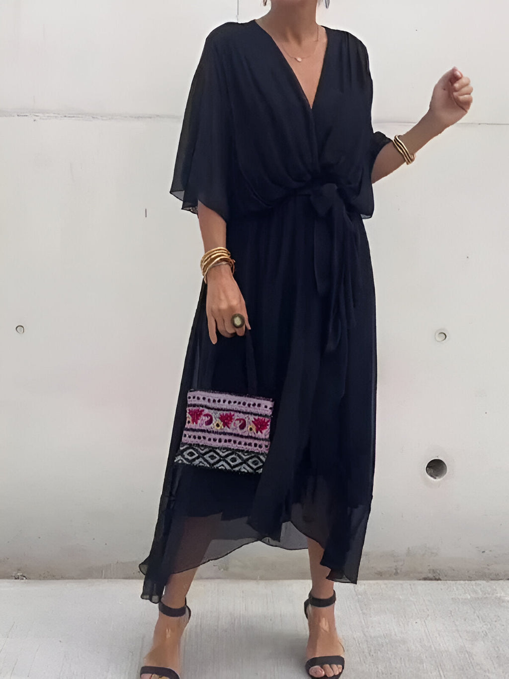 Women’s Elegant Midi Dress with V-Neck and Waistband