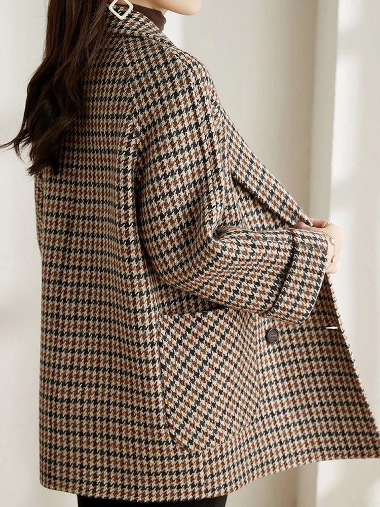 Women’s Polished Check Blazer Jacket for Smart Casual Styling