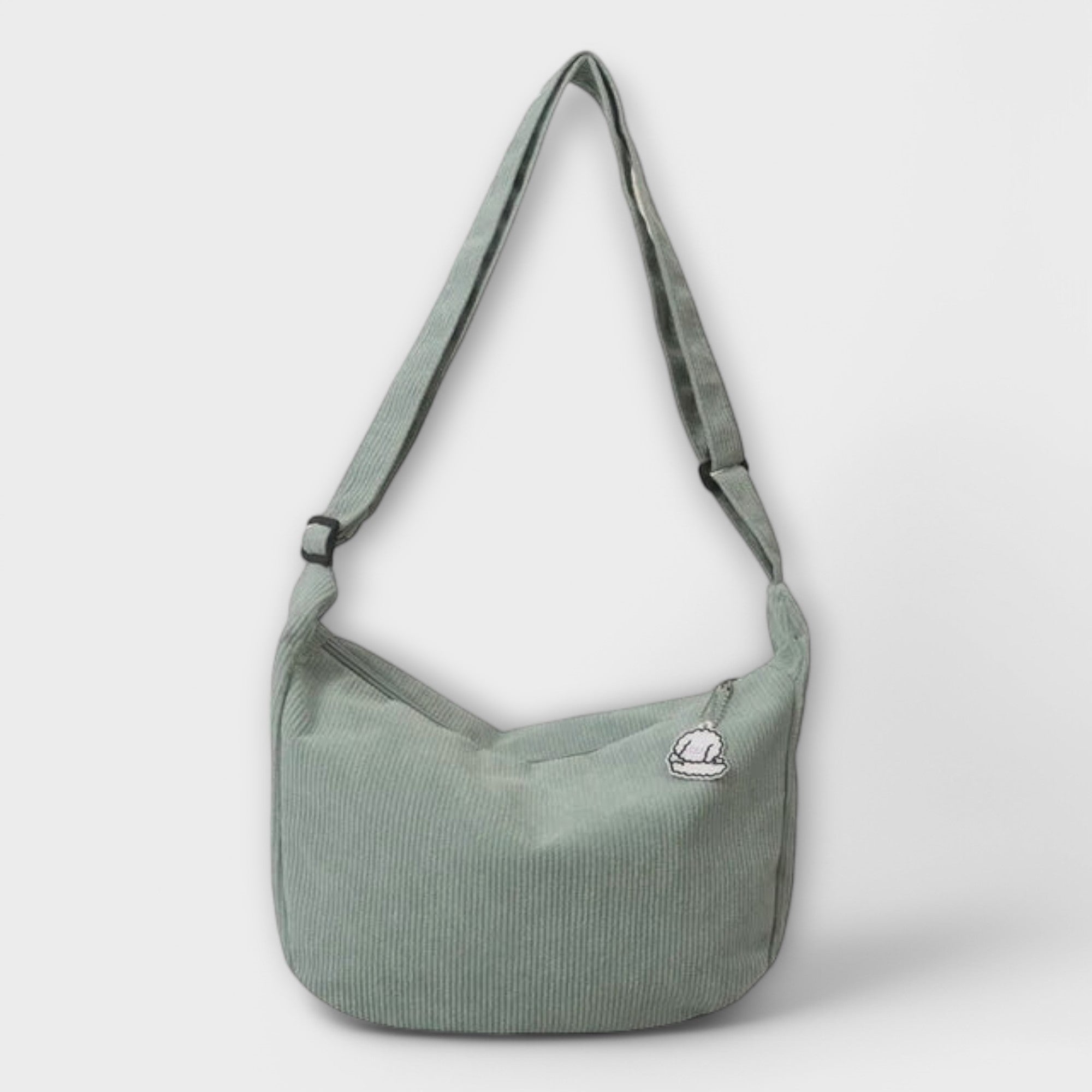 Women’s Elegant Curved Shoulder Bag for Summer Styling Light Green