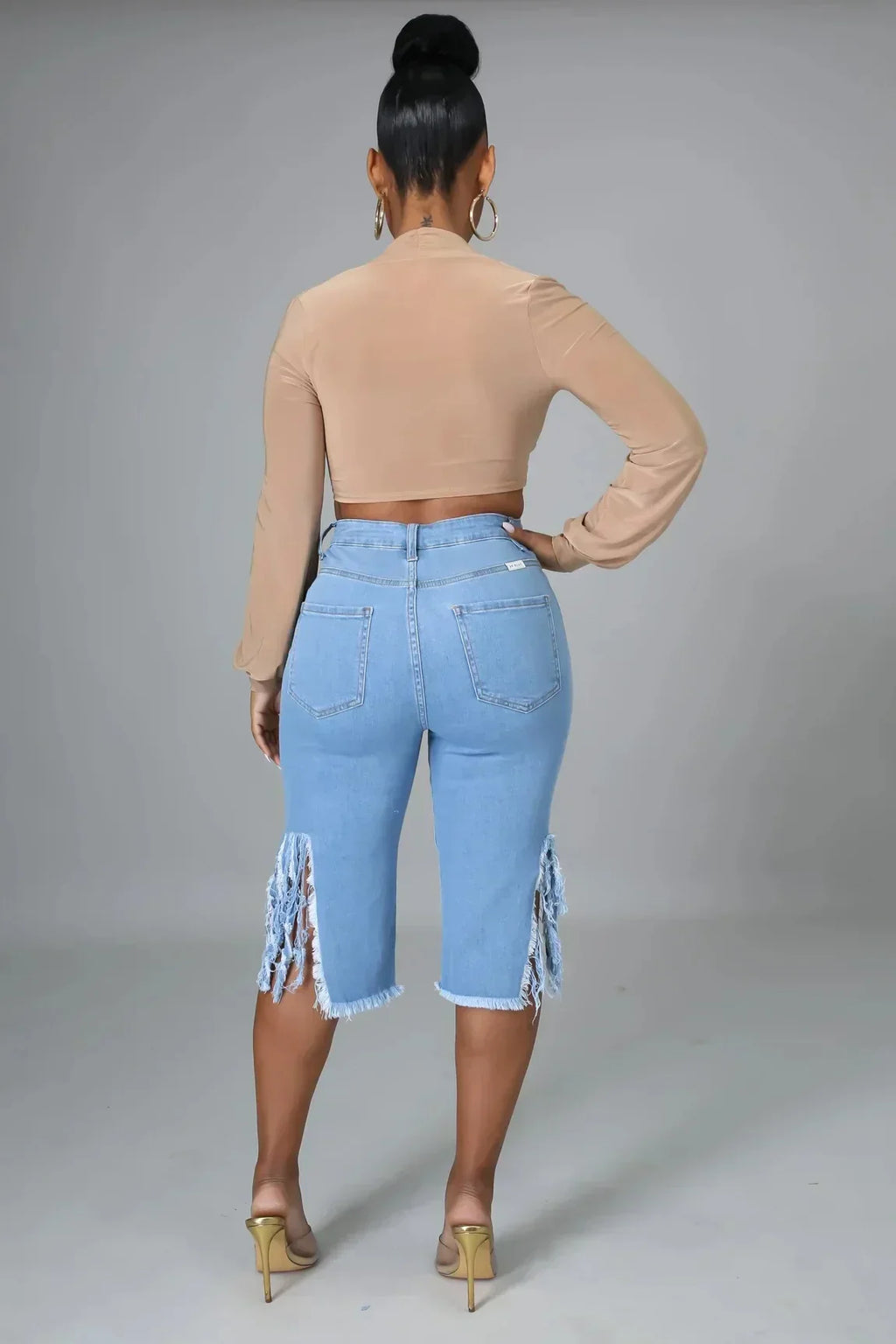 Women’s Ripped Denim Shorts for Casual Everyday Wear