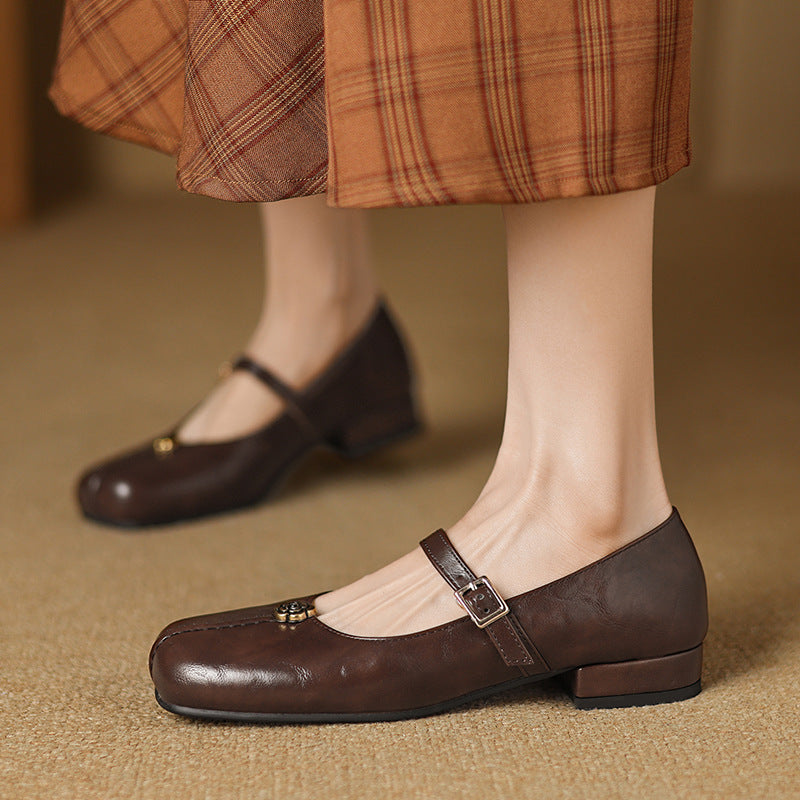 Women’s Classic Ballerina Flats with Strap for Everyday Wear