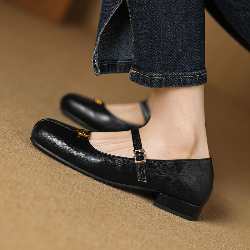 Women’s Classic Ballerina Flats with Strap for Everyday Wear