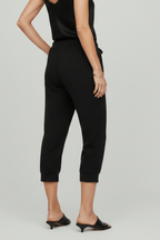 Women’s Relaxed Capri Trousers with Drawstring Waist and Pockets