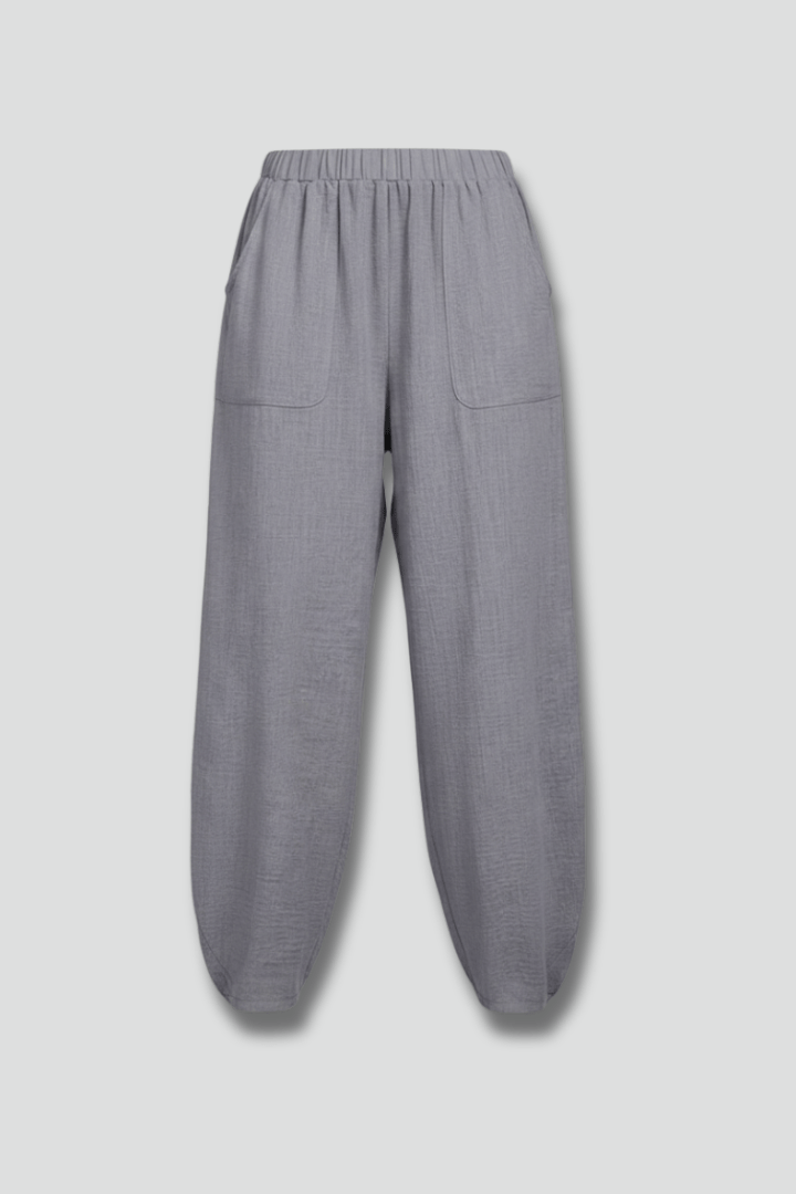 Women’s Relaxed Trousers with Elastic Waist and Side Pockets
