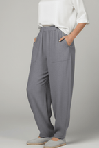 Women’s Relaxed Trousers with Elastic Waist and Side Pockets