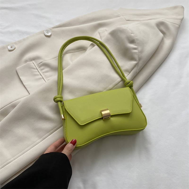 Women’s Chic Compact Shoulder Bag for Summer Styling Green