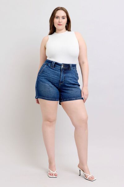 Women’s Plus Size Double Button Waist Denim Shorts