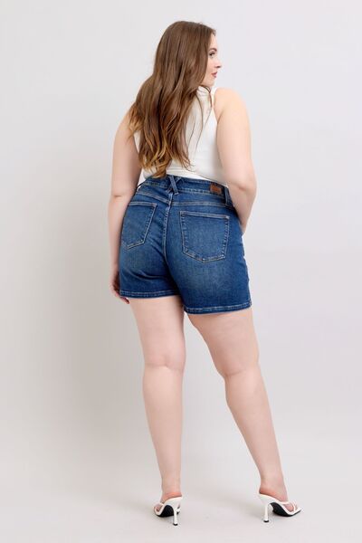 Women’s Plus Size Double Button Waist Denim Shorts