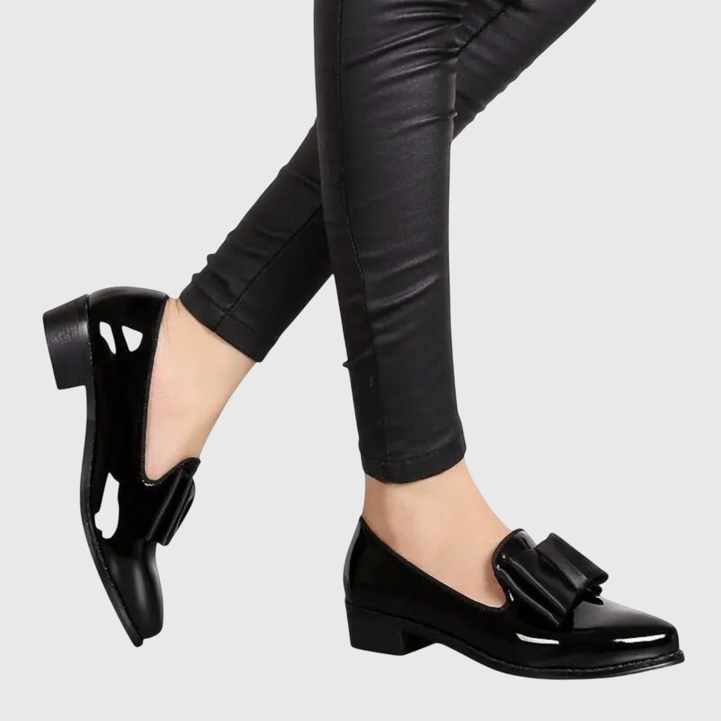 Women’s Elegant Bow Accent Loafers for All-Day Comfort