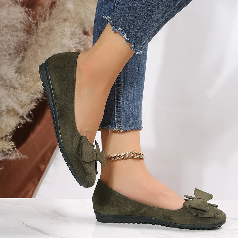 Women’s Elegant Ballerina Flats with Bow Detail