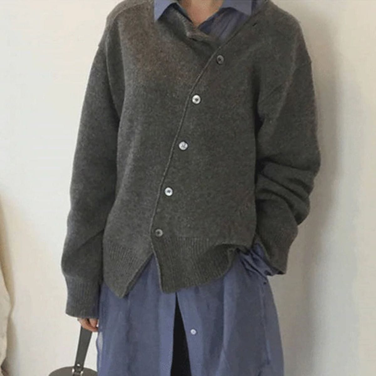 Women’s Oversized Button-Front Cardigan Sweater Grey